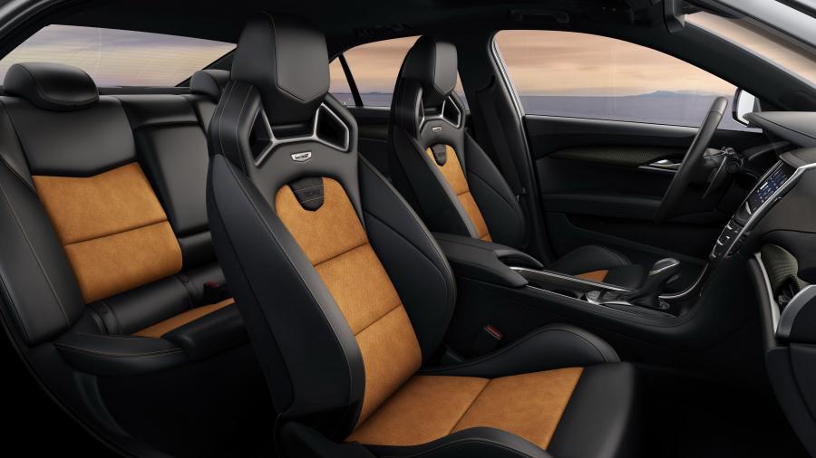 Интерьер Cadillac ATS-V 2016 года  (NA) (фото 28 из 34)